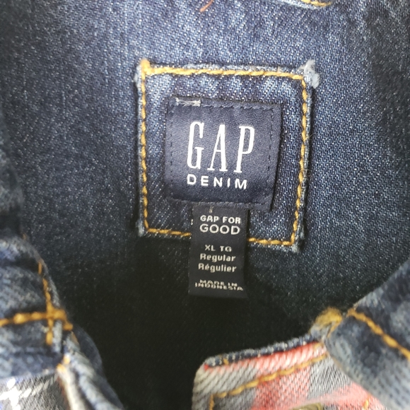 GAP Patchwork Plaid and Floral Denim Jacket - Picture 3 of 4